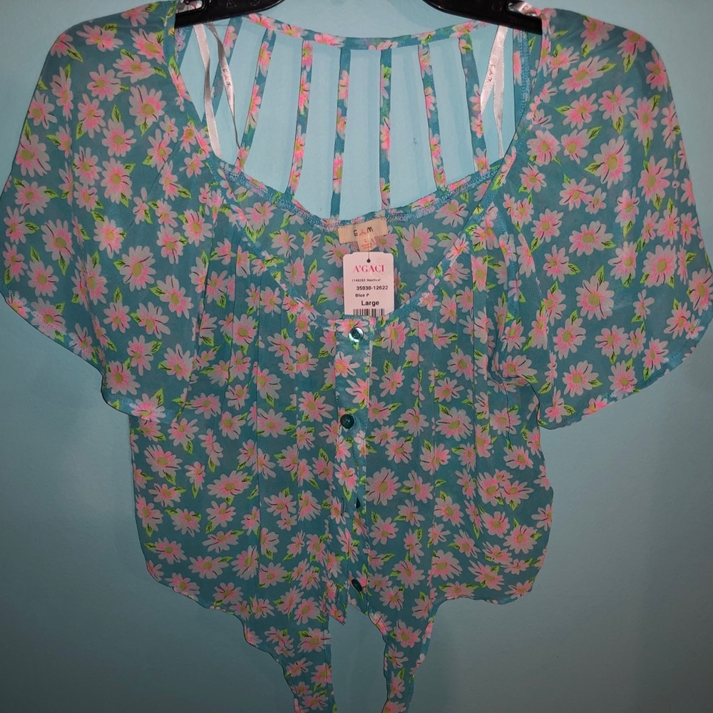 Agaci lightweight crop top